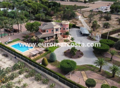 Villa freitstehend - Objekte zum Wiederverkauf - Elche - Elche/Elx