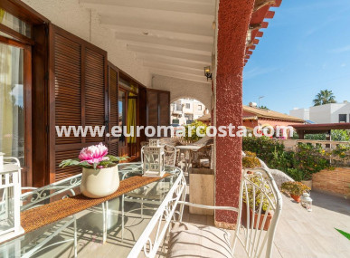 Villa freitstehend - Objekte zum Wiederverkauf - Orihuela Costa - Orihuela Costa