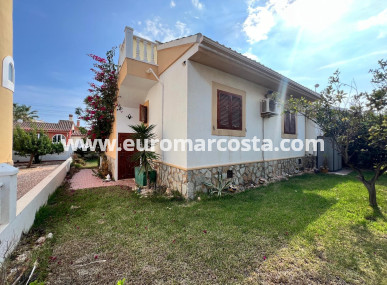 Villa freitstehend - Objekte zum Wiederverkauf - Orihuela Costa - Orihuela Costa