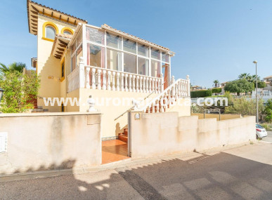 Villa freitstehend - Objekte zum Wiederverkauf - Orihuela Costa - Orihuela Costa