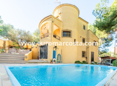 Villa freitstehend - Objekte zum Wiederverkauf - Orihuela Costa - Orihuela Costa