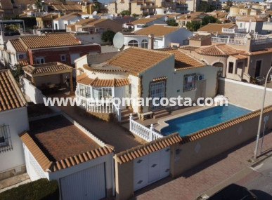 Villa freitstehend - Objekte zum Wiederverkauf - Orihuela Costa - Orihuela Costa