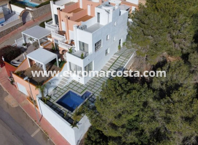 Villa freitstehend - Objekte zum Wiederverkauf - Orihuela Costa - Orihuela Costa