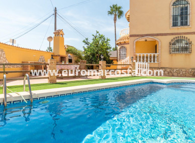 Villa freitstehend - Objekte zum Wiederverkauf - Orihuela Costa - Orihuela Costa