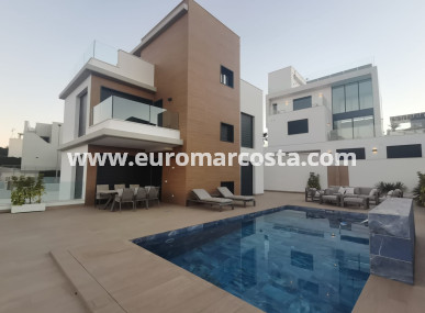 Villa freitstehend - Objekte zum Wiederverkauf - Orihuela Costa - Orihuela Costa