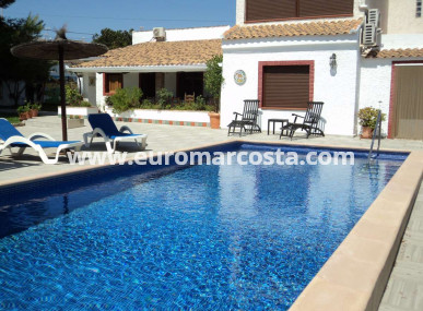 Villa freitstehend - Objekte zum Wiederverkauf - Orihuela Costa - Orihuela Costa