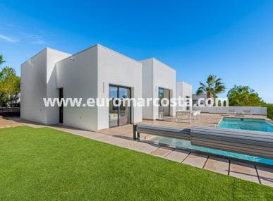 Villa freitstehend - Objekte zum Wiederverkauf - Orihuela Costa - Orihuela Costa