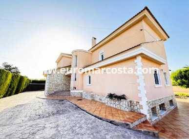 Villa freitstehend - Objekte zum Wiederverkauf - Santa Pola - Santa Pola