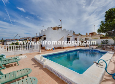 Villa freitstehend - Objekte zum Wiederverkauf - Torrevieja - La Siesta - El Salado - Torreta