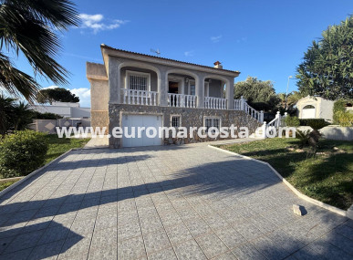 Villa freitstehend - Objekte zum Wiederverkauf - Torrevieja - Los Balcones - Los Altos del Edén