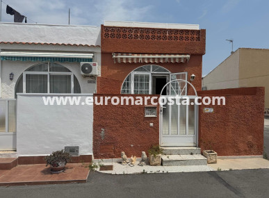 Villa freitstehend - Objekte zum Wiederverkauf - Torrevieja - TORREVIEJA