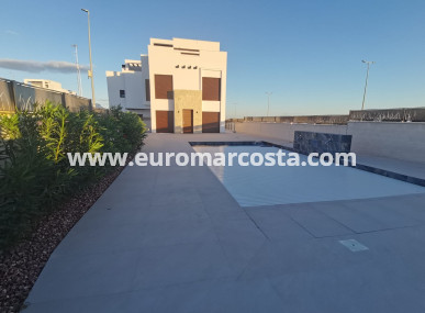 Villa - Nueva construcción  - Los Montesinos - Los Montesinos