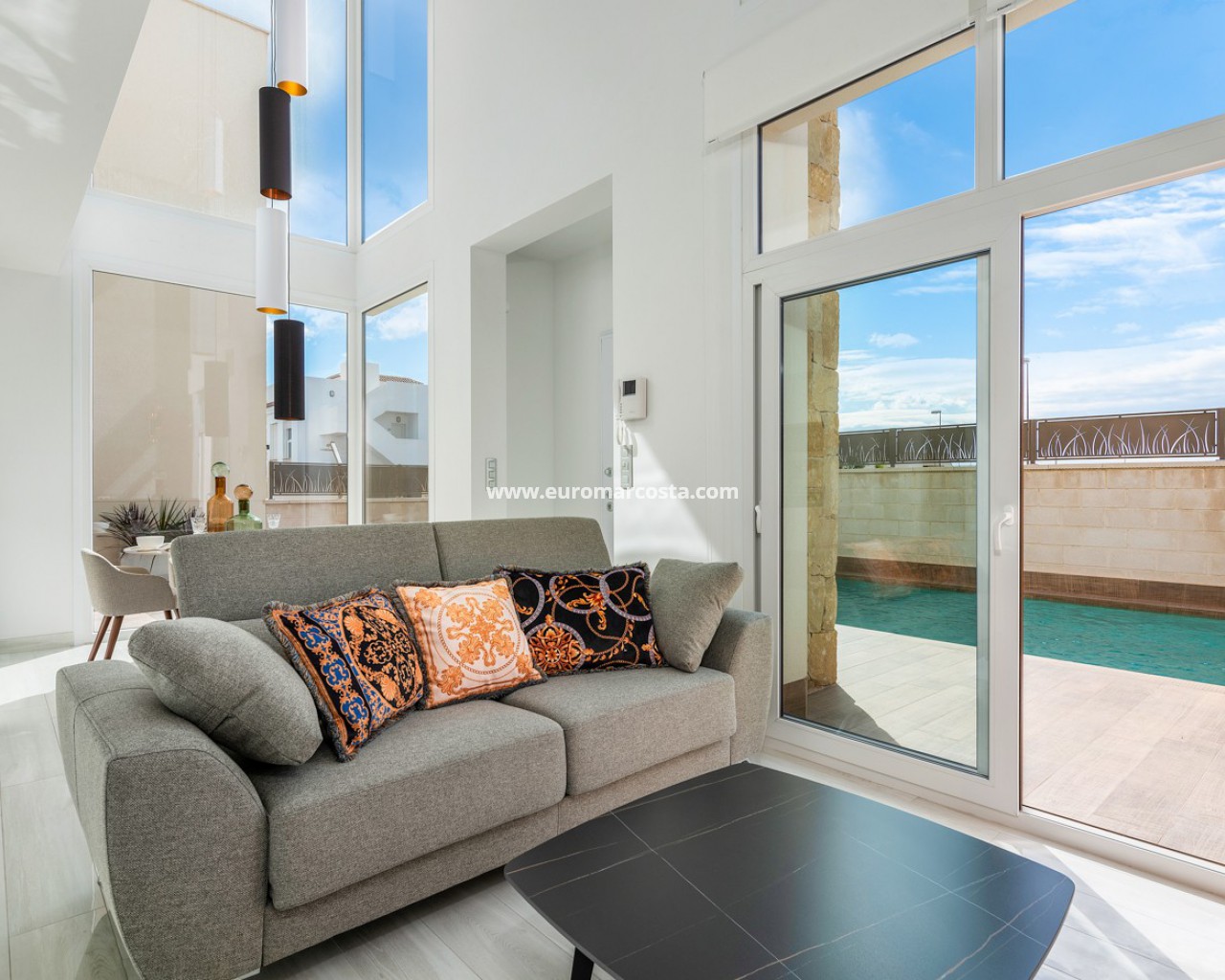 Villa · Nueva construcción  · Los Montesinos · Y-34523