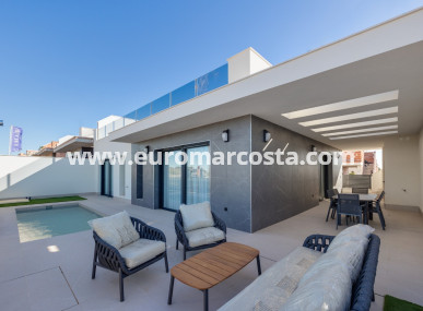 Villa - Nueva construcción  - Torrevieja - TORREVIEJA