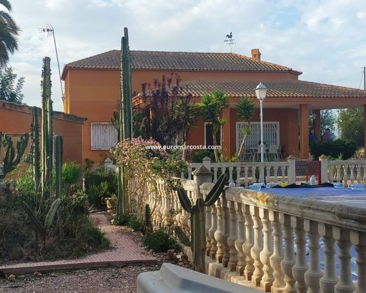 Villa · Sale · Elche · SO-58856