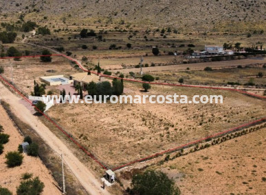 Villa - Sale - Hondón de las Nieves - Hondón de las Nieves
