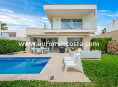 Villa - Sale - Orihuela Costa - Orihuela Costa