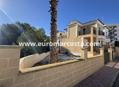 Villa - Sale - Orihuela - Orihuela