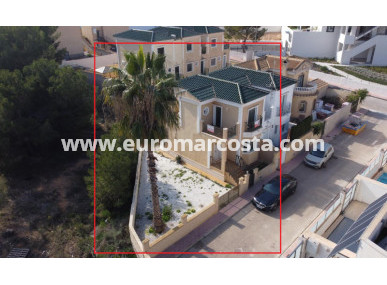 Villa - Sale - Orihuela - Orihuela