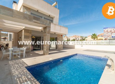 Villa - Sale - San Miguel de Salinas - San Miguel de Salinas