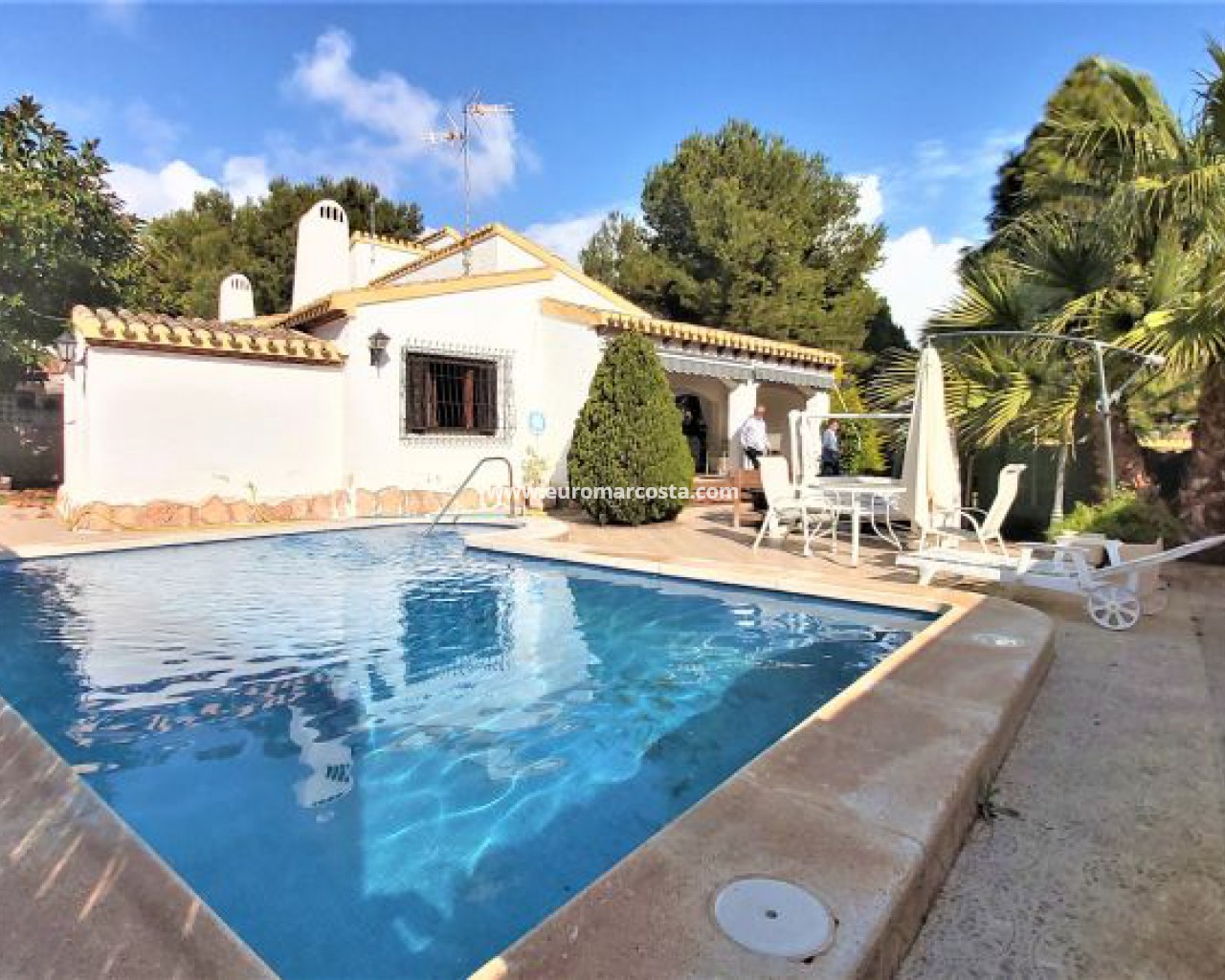 Villa · Sale · Torrevieja · SO-61806