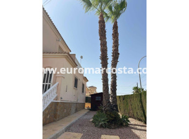 Villa - Sale - Torrevieja - TORREVIEJA