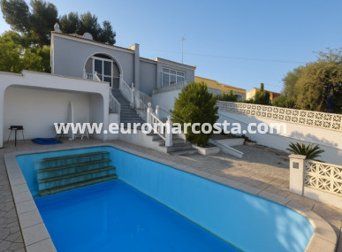 Villa - Sale - Torrevieja - TORREVIEJA
