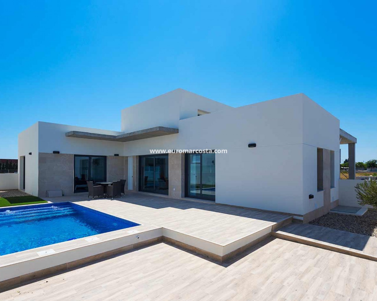 Villa · Venta · Daya Nueva · 4018