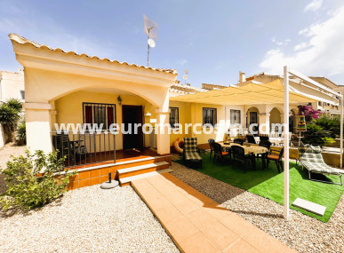 Villa - Venta - Guardamar del Segura - Guardamar del Segura
