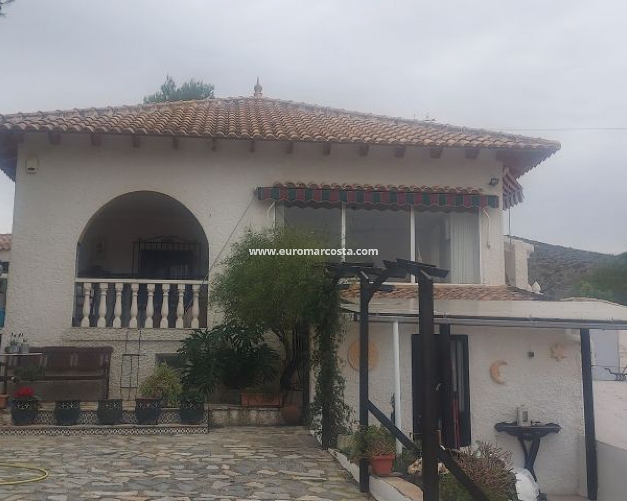 Villa · Venta · Hondón de las Nieves · SO-83584