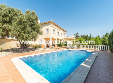 Villa - Venta - Torrevieja - La Mata