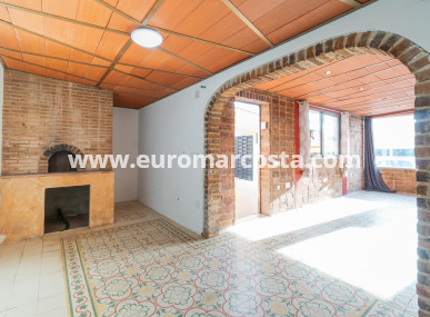 Villa - Venta - Torrevieja - TORREVIEJA