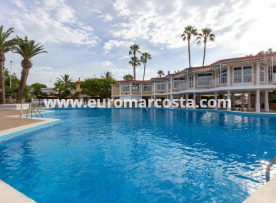 Villa - Venta - Torrevieja - TORREVIEJA