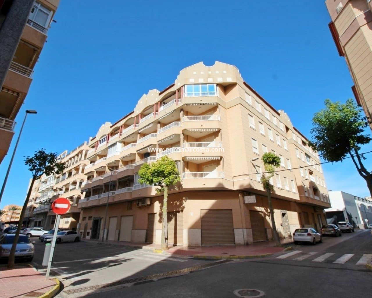 Wohnung · Objekte zum Wiederverkauf · Guardamar del Segura · 3886