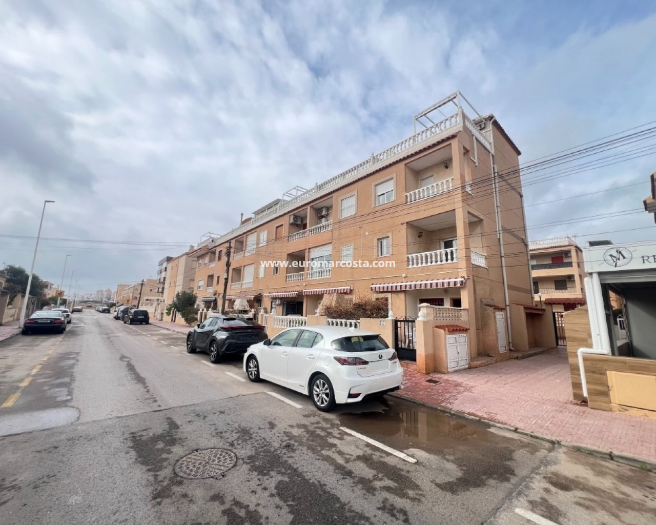 Wohnung · Objekte zum Wiederverkauf · La Mata · 4526