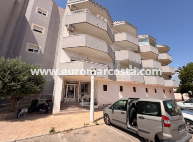 Wohnung - Objekte zum Wiederverkauf - Orihuela Costa - Orihuela Costa