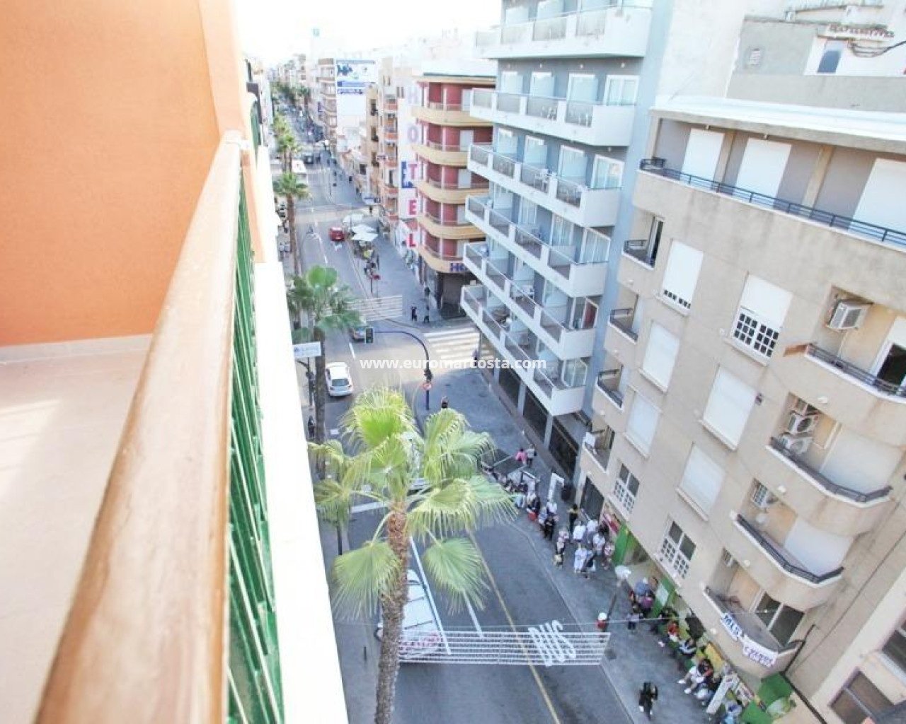 Wohnung · Objekte zum Wiederverkauf · Torrevieja · 24-D3275