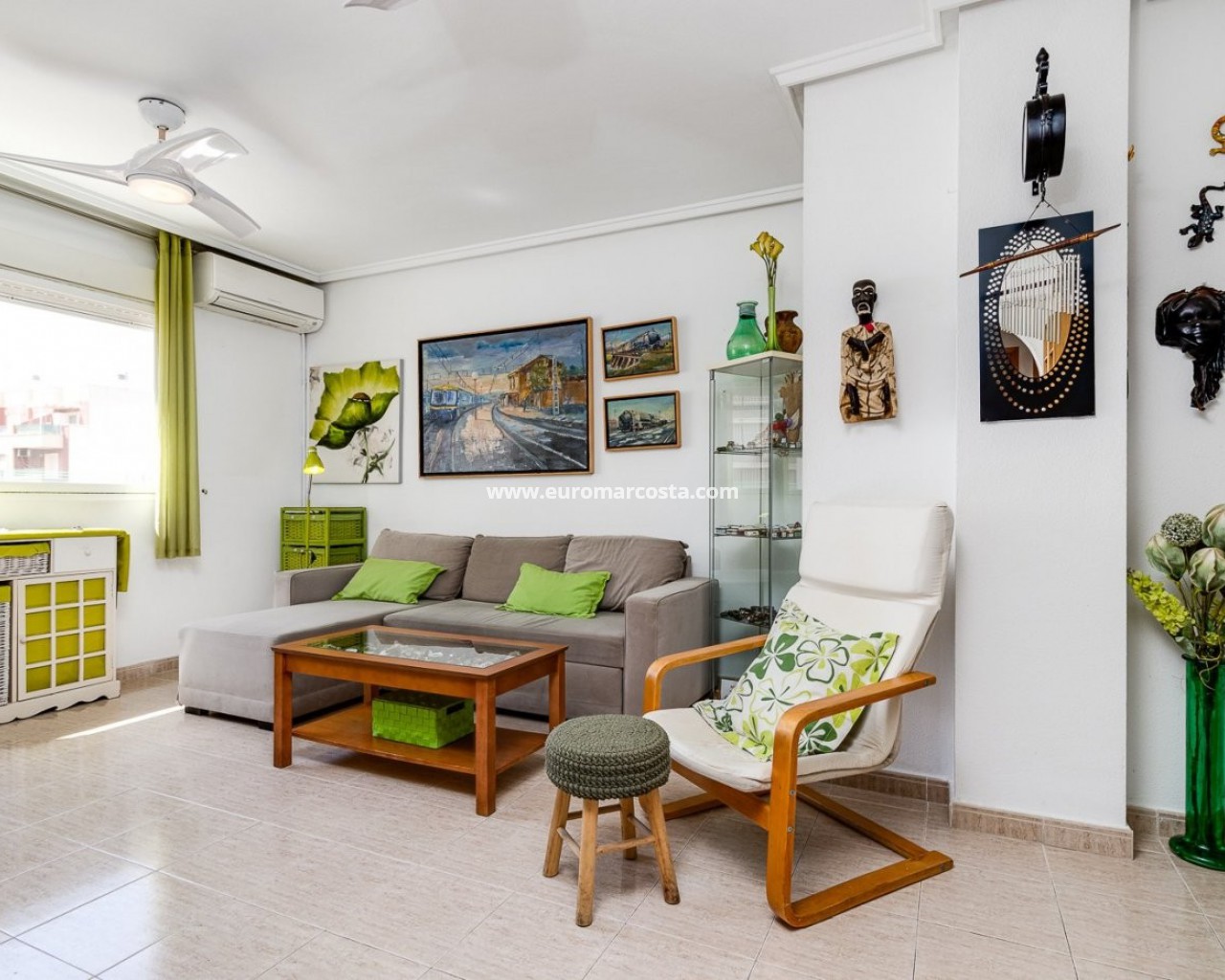 Wohnung · Objekte zum Wiederverkauf · Torrevieja · 3984