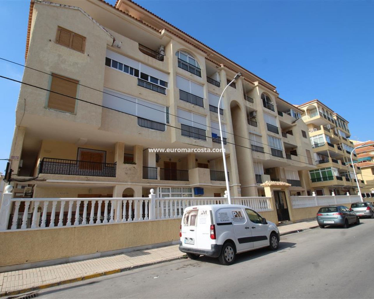 Wohnung · Objekte zum Wiederverkauf · Torrevieja · 3995