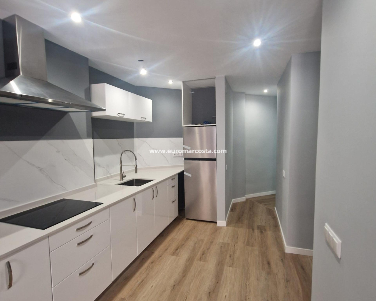 Wohnung · Objekte zum Wiederverkauf · Torrevieja · H-12732
