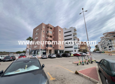 Wohnung - Objekte zum Wiederverkauf - Torrevieja - La Mata