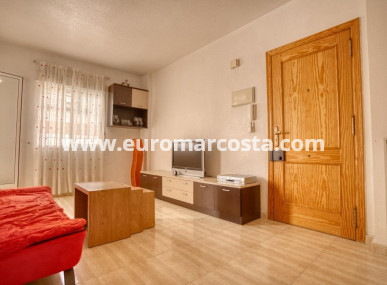 Wohnung - Objekte zum Wiederverkauf - Torrevieja - TORREVIEJA