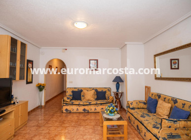 Wohnung - Objekte zum Wiederverkauf - Torrevieja - TORREVIEJA