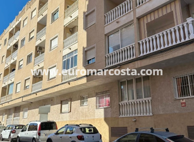 Wohnung - Objekte zum Wiederverkauf - Torrevieja - Torrevieja