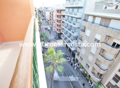 Wohnung - Objekte zum Wiederverkauf - Torrevieja - TORREVIEJA