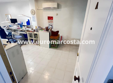 Wohnung - Objekte zum Wiederverkauf - Torrevieja - TORREVIEJA