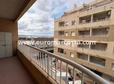 Wohnung - Objekte zum Wiederverkauf - Torrevieja - TORREVIEJA