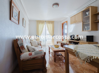 Wohnung - Objekte zum Wiederverkauf - Torrevieja - TORREVIEJA