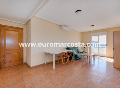 Wohnung - Objekte zum Wiederverkauf - Torrevieja - TORREVIEJA