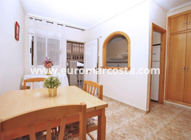Wohnung - Objekte zum Wiederverkauf - Torrevieja - TORREVIEJA